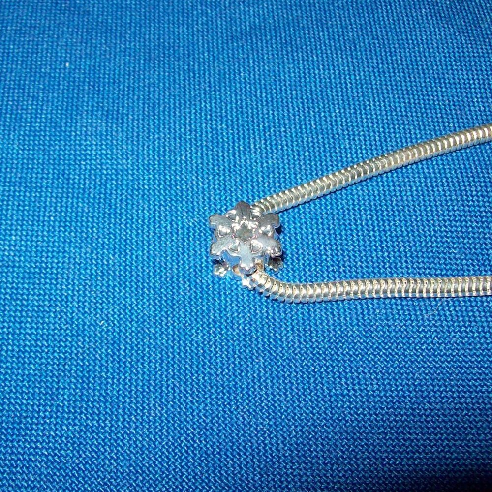 Vintage Silvertone Snowflake "Bead" Bracelet w/ Red Drawstring Bag - Unused